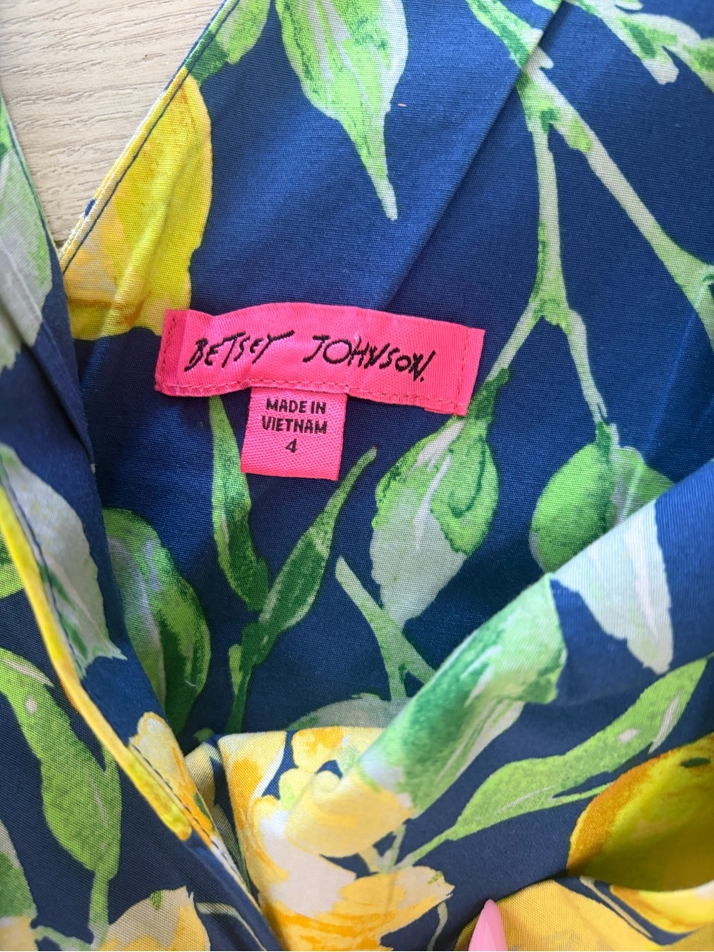 Betsey Johnson 100% Cotton Lemon Floral Fit & Flare Dress Size 4 - Picture 5 of 6